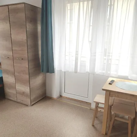 Pokoje Przy Lesie Homestay szállás *